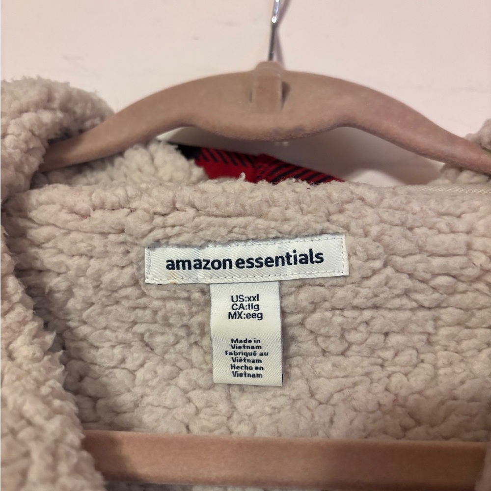 Amazon Essentials Hoodie, Sherpa-Lined Full-Zip Fleece Sweatshirt - Picture 3 of 4